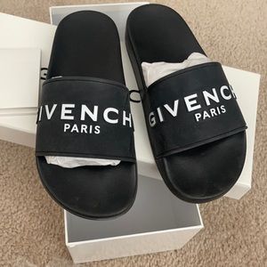 GIVENCHY LOGO RUBBER SANDAL SLIDE